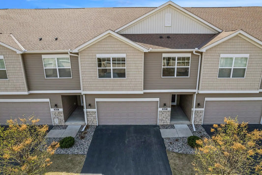 8127 Virginia Place, Savage, MN 55378