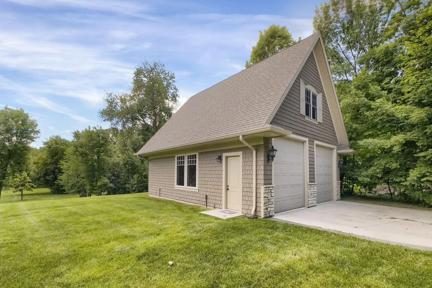 22065 Oakdale Drive, Corcoran, MN 55374