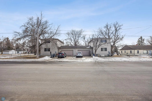 1333 6th Avenue, Moorhead, MN 56560