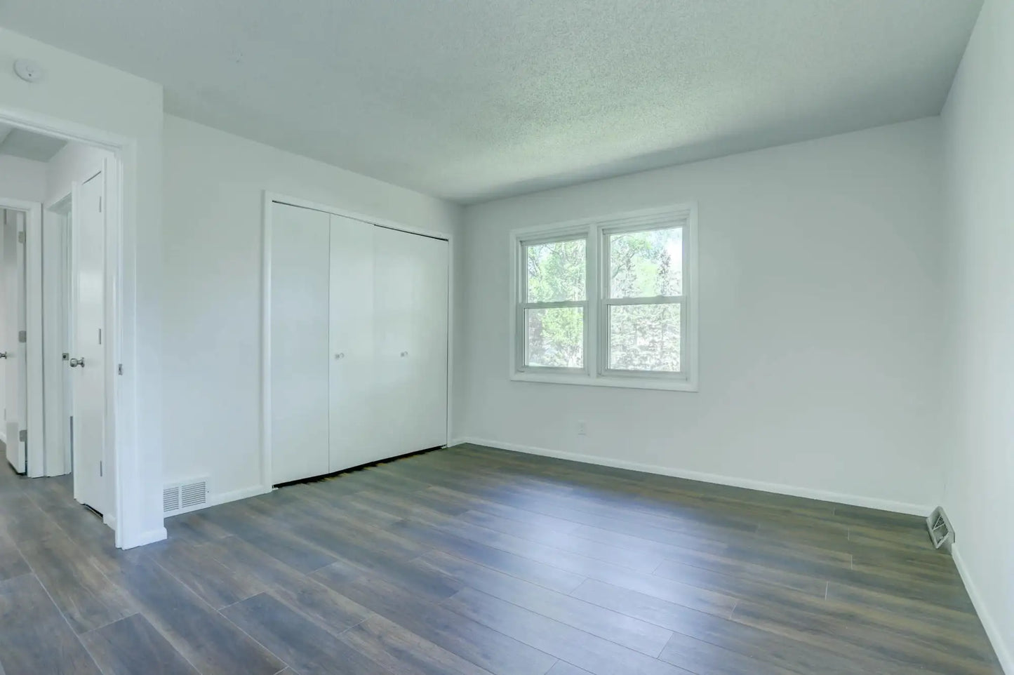 2401 Brookview Drive, Burnsville, MN 55337