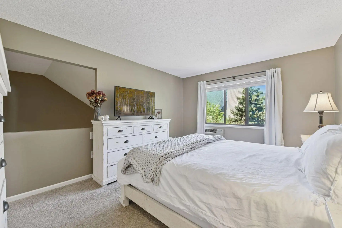 7618 York Avenue, Edina, MN 55435