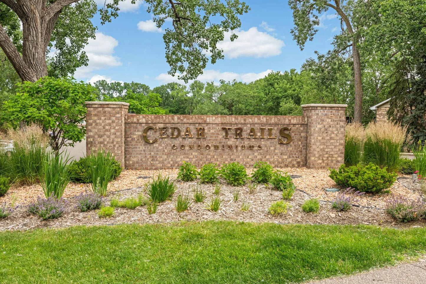 4508 Cedar Lake Road, Saint Louis Park, MN 55416