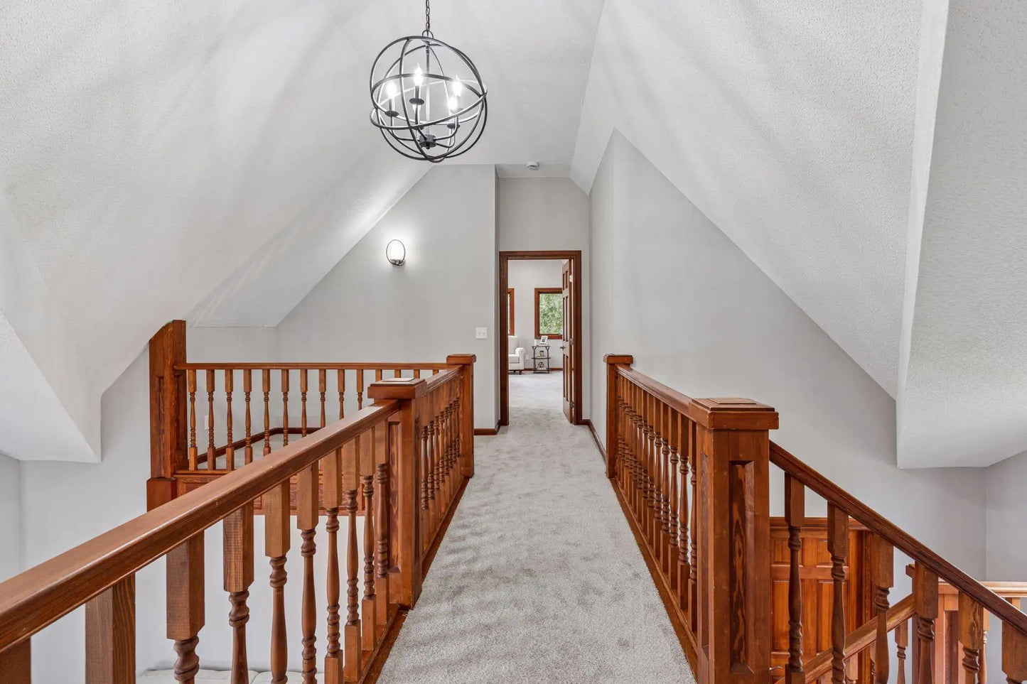 8072 Jocelyn Avenue, Cottage Grove, MN 55016