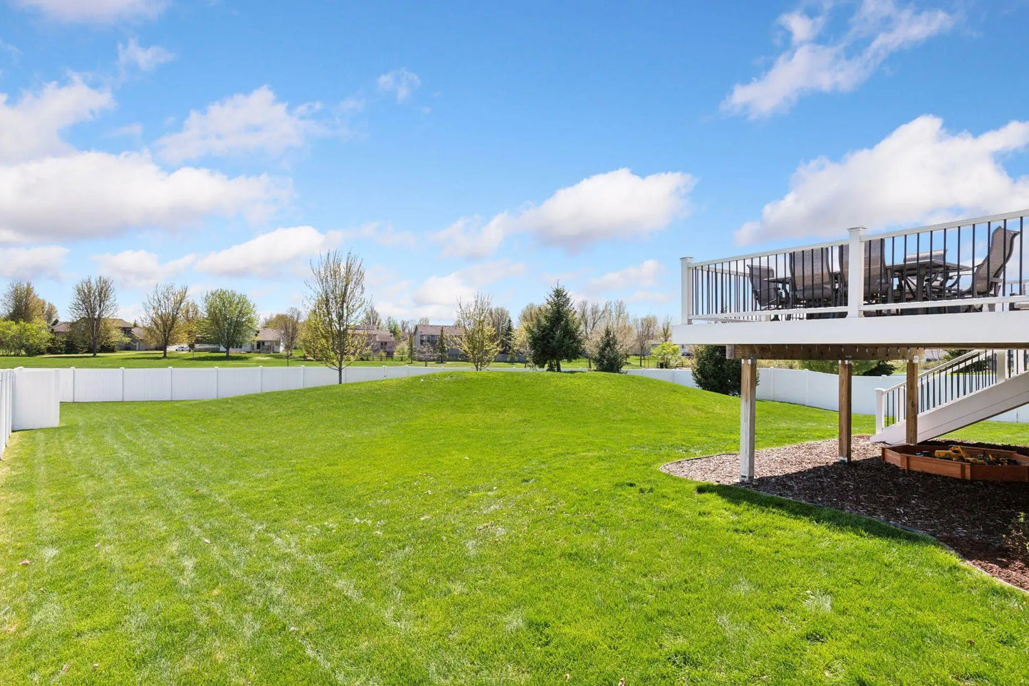 1225 Crosswinds Way, Waconia, MN 55387