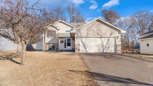 1100 3rd Avenue, Isanti, MN 55040