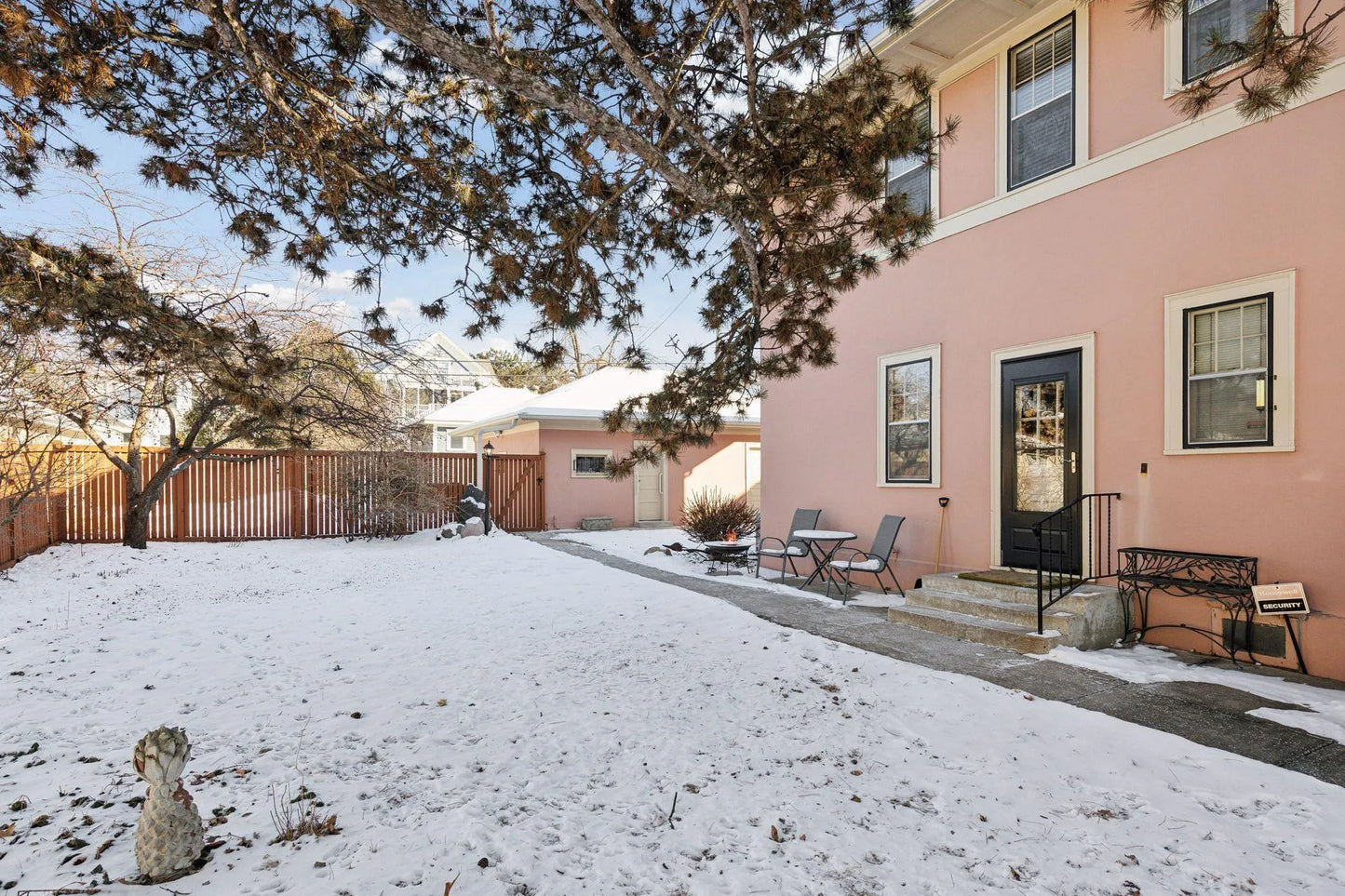 2225 Irving Avenue, Minneapolis, MN 55405