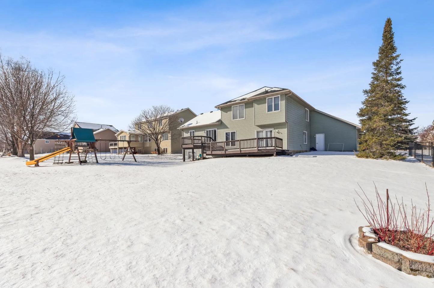 6670 Clearwater Creek Drive, Lino Lakes, MN 55038