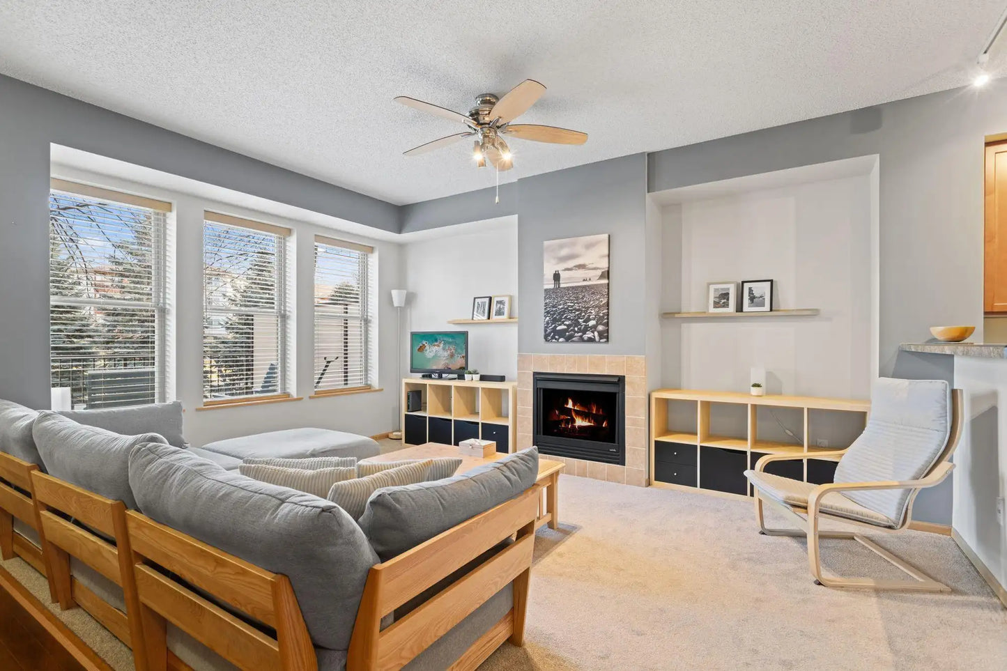 150 Burnsville Parkway, Burnsville, MN 55337