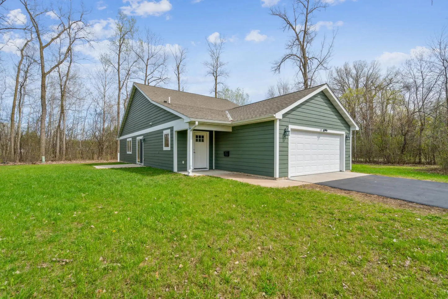 829 Garceau Lane, Vadnais Heights, MN 55127