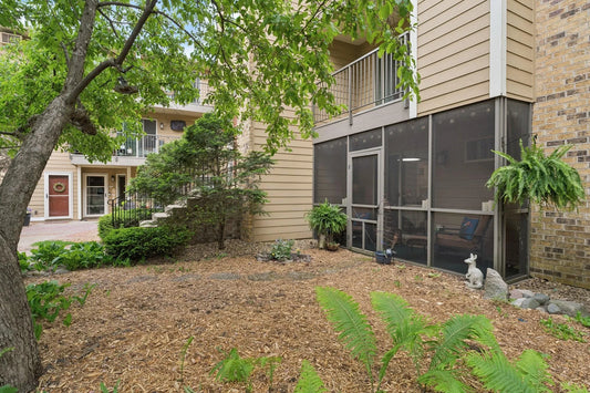 2250 Ridge Drive, Saint Louis Park, MN 55416