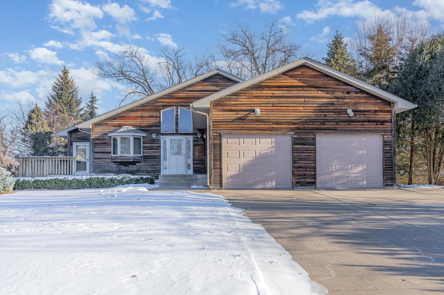 732 Hi Park Avenue, Red Wing, MN 55066