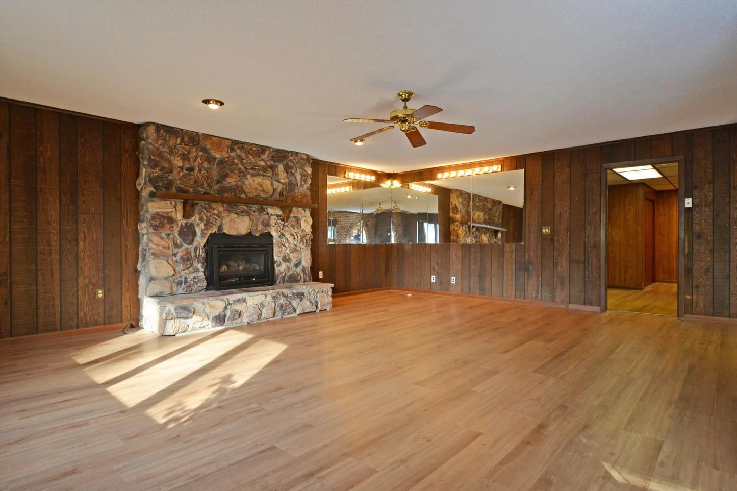 740 County Road D , Little Canada, MN 55117