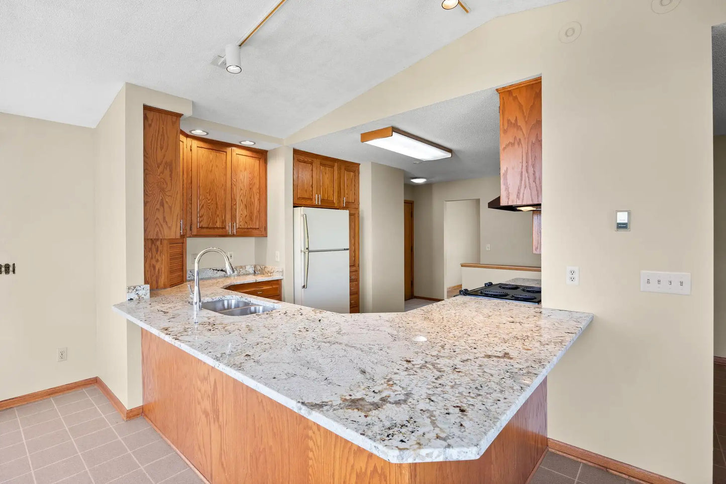 2604 River Hills Drive, Burnsville, MN 55337