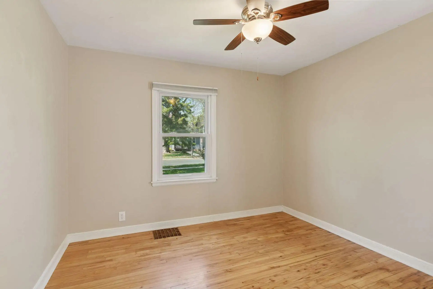 3153 Jersey Avenue, Saint Louis Park, MN 55426