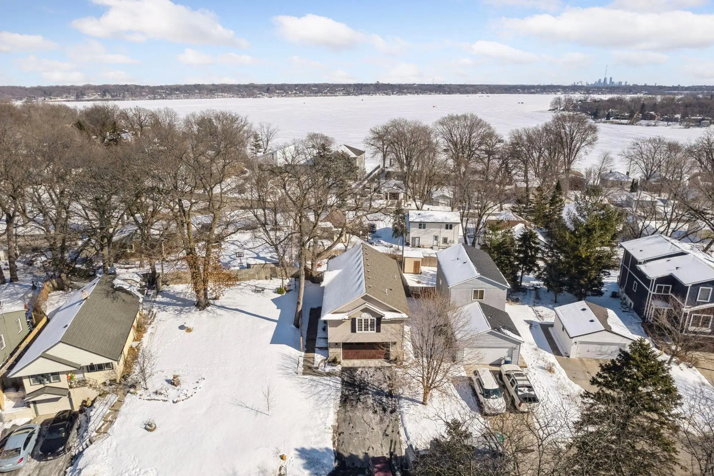 2360 Ives Lane, Plymouth, MN 55441