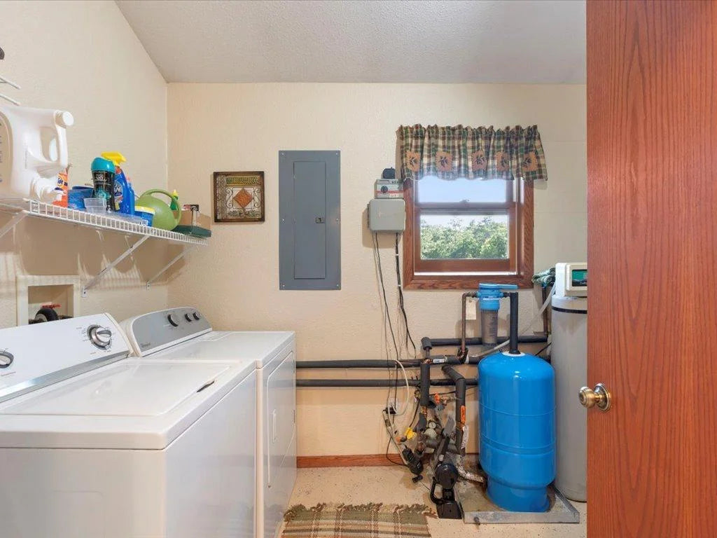 1262 Crow Drive, Pillager, MN 56473