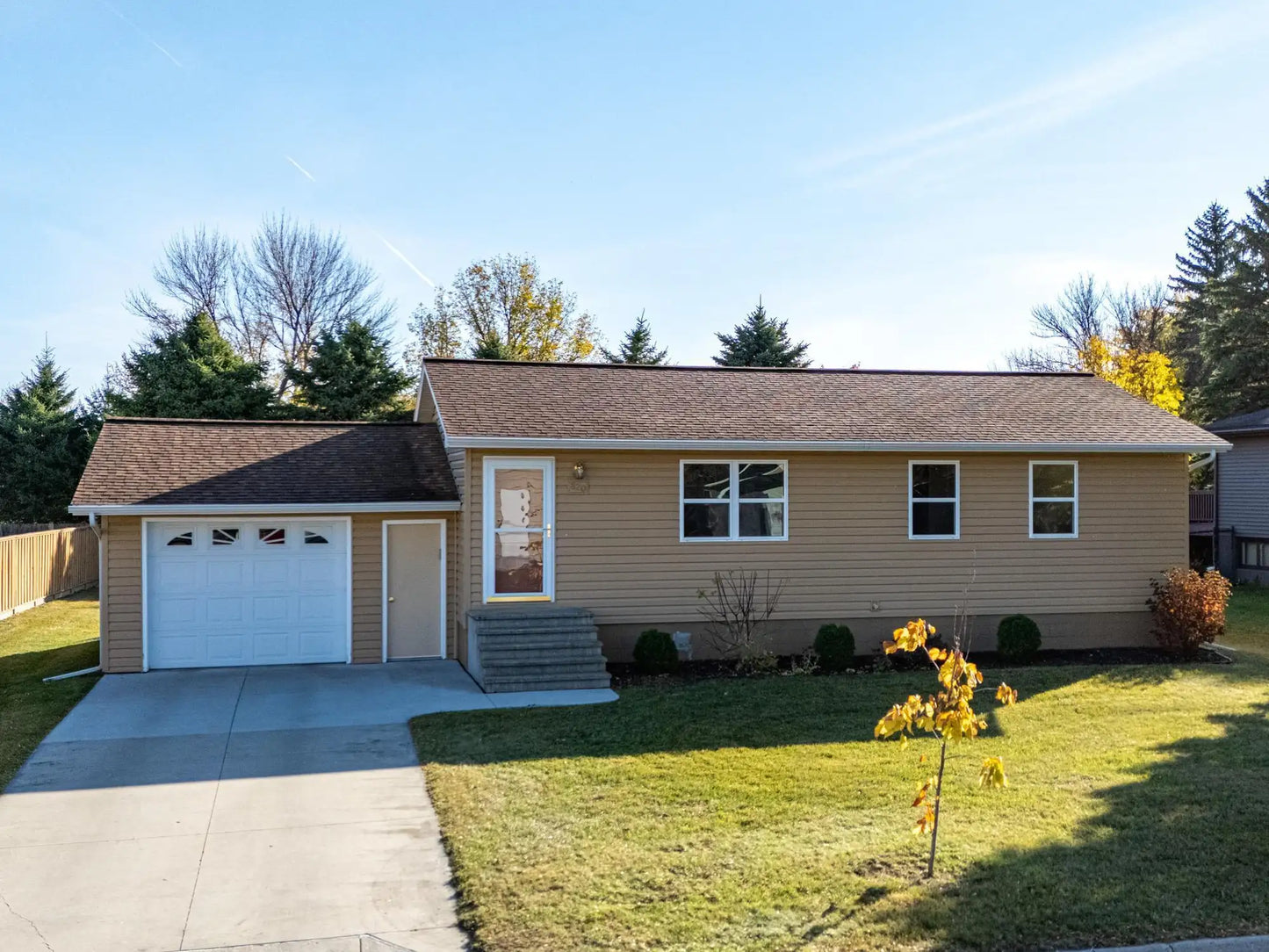 820 Lowell Street, Crookston, MN 56716