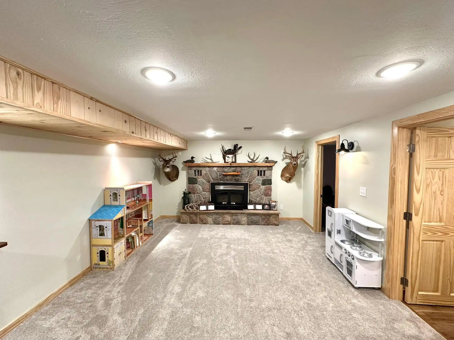 23179 County 80 , Nevis, MN 56467