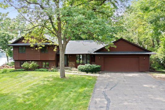 6275 Lake Sarah Heights Drive, Greenfield, MN 55373