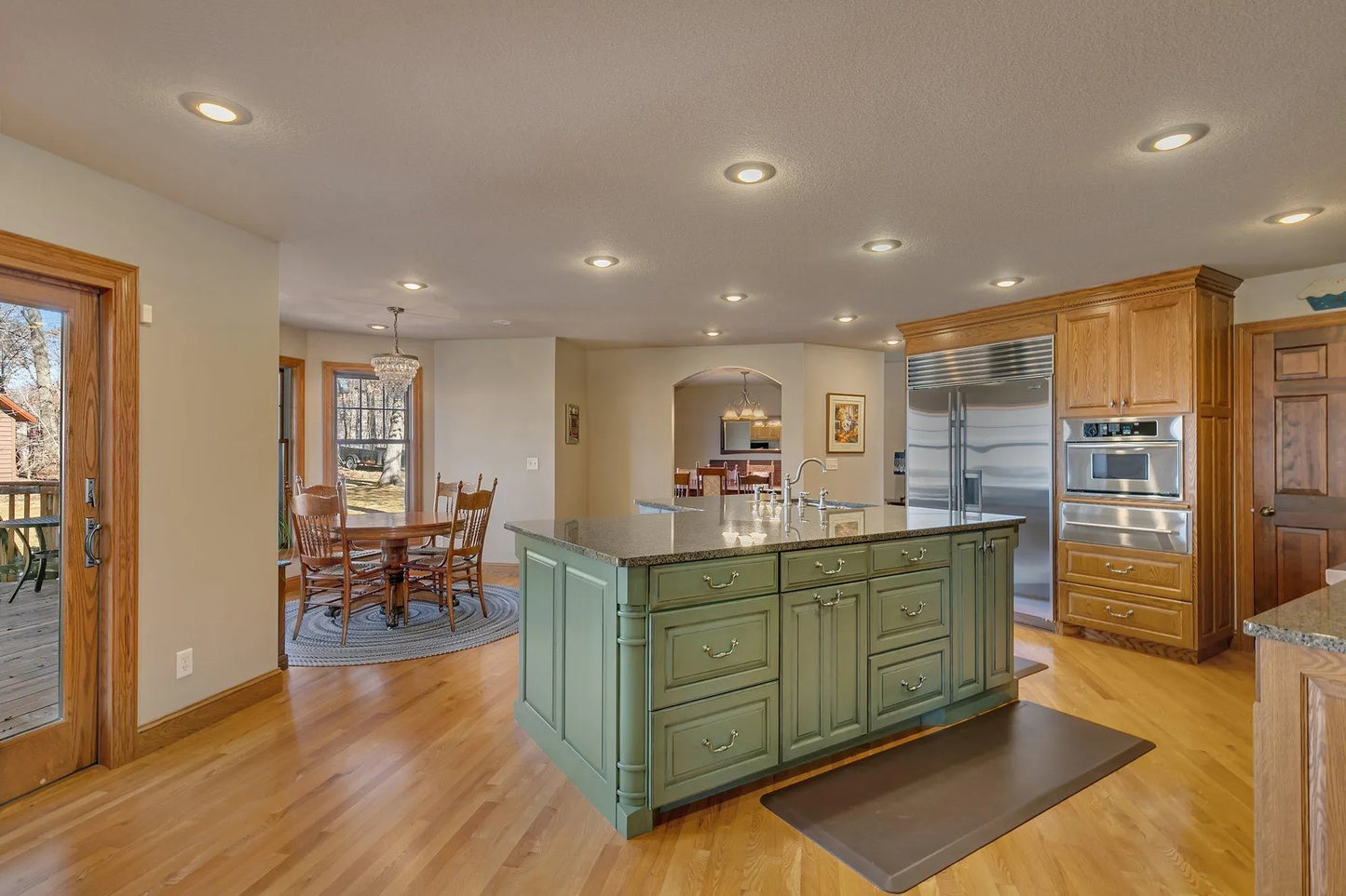 823 Ridgewood Court, Sartell, MN 56377