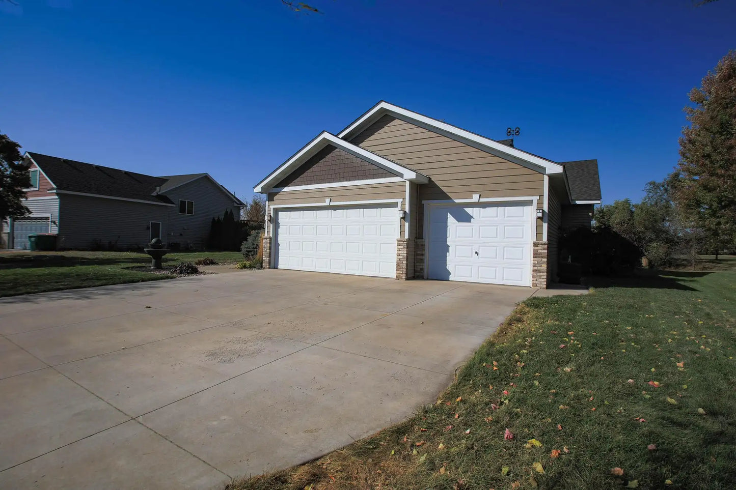 823 Harrison Drive, Big Lake, MN 55309
