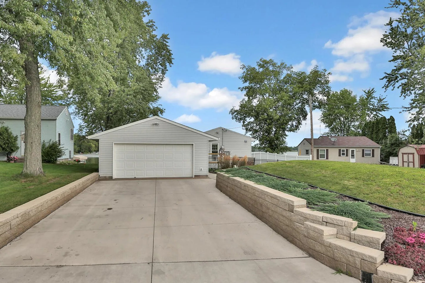 11890 Mentzer Trail, Chisago Lake Twp, MN 55045