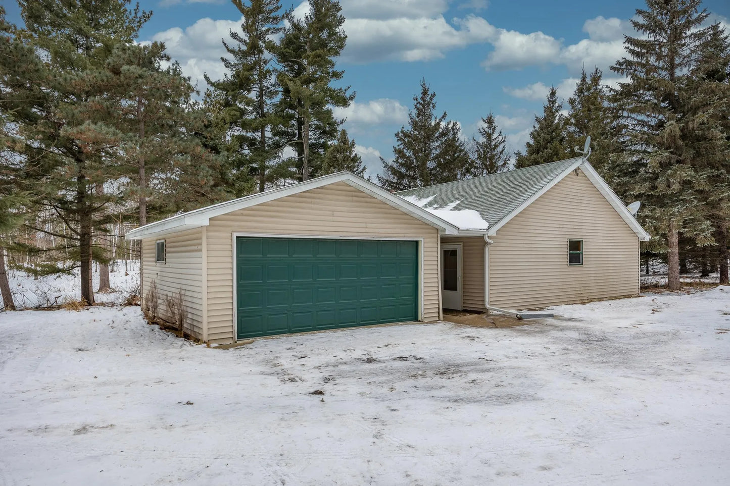 5317 Waterhouse Drive, Remer, MN 56672