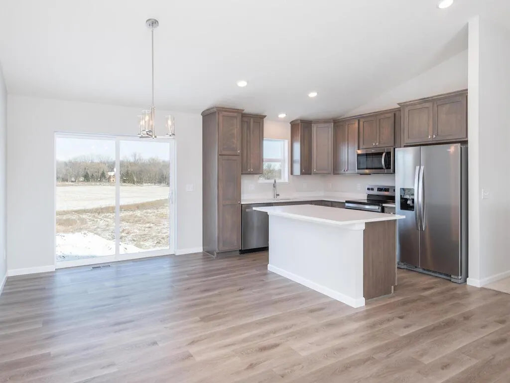 2094 River Bend Trail, Mayer, MN 55360