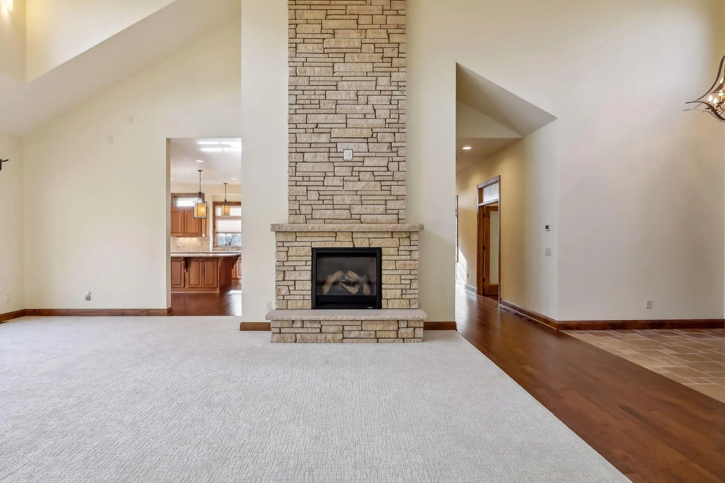 14161 Shady Beach Drive, Prior Lake, MN 55372