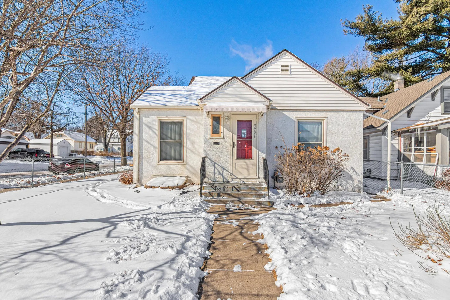 3901 Thomas Avenue, Minneapolis, MN 55412