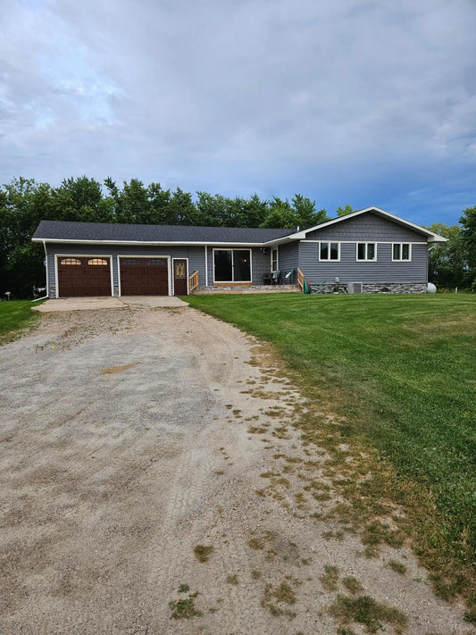 32724 610th Avenue, Warroad, MN 56763