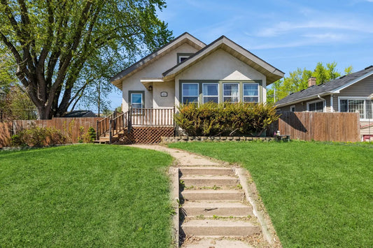 1821 Case Avenue, Saint Paul, MN 55119