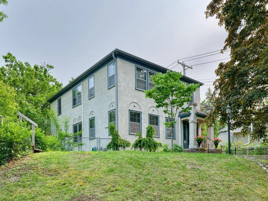 2292 Valentine Avenue, Saint Paul, MN 55108