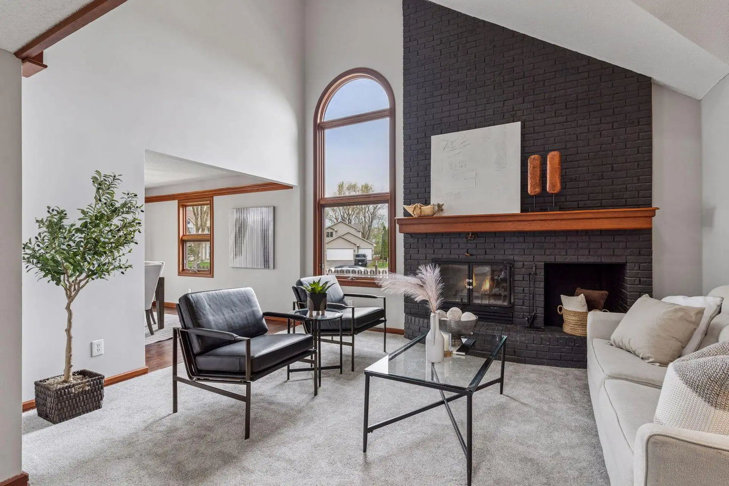 8072 Jocelyn Avenue, Cottage Grove, MN 55016