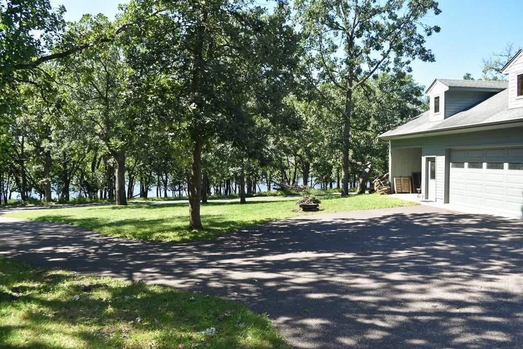 5 Point Road, Bayport, MN 55003