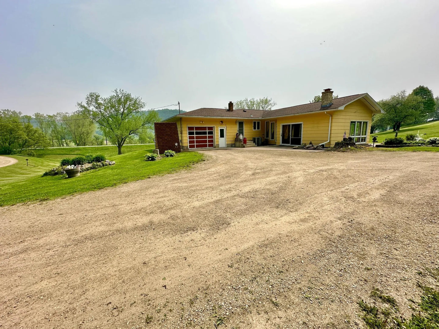 16191 County Road 25 , Rollingstone, MN 55969