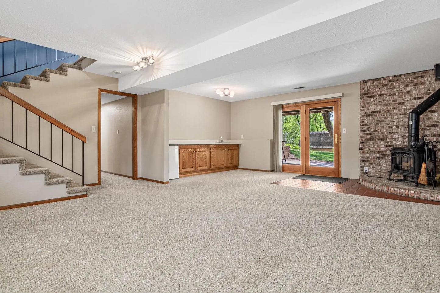 2316 Carver Avenue, Maplewood, MN 55119