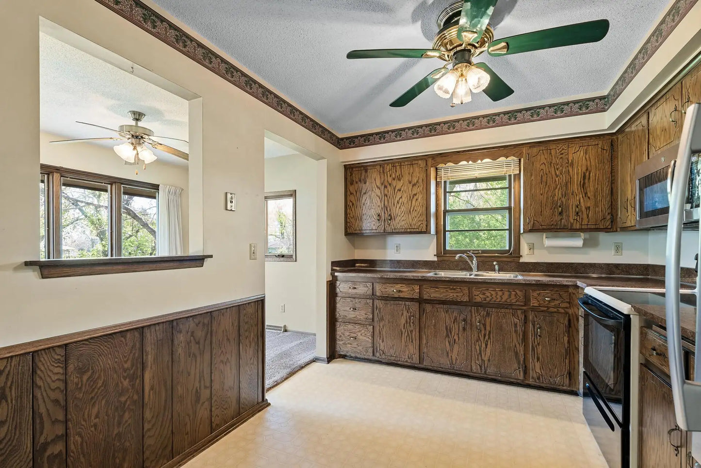 10074 Pilgrim Way, Maple Grove, MN 55369