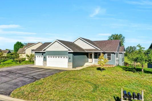 809 3rd Avenue, Cold Spring, MN 56320
