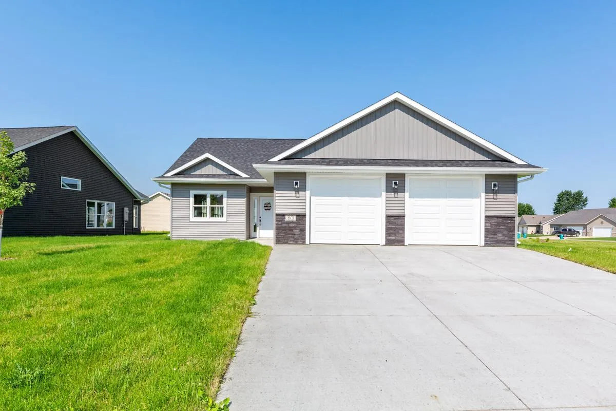 873 Escalade Lane, Owatonna, MN 55060