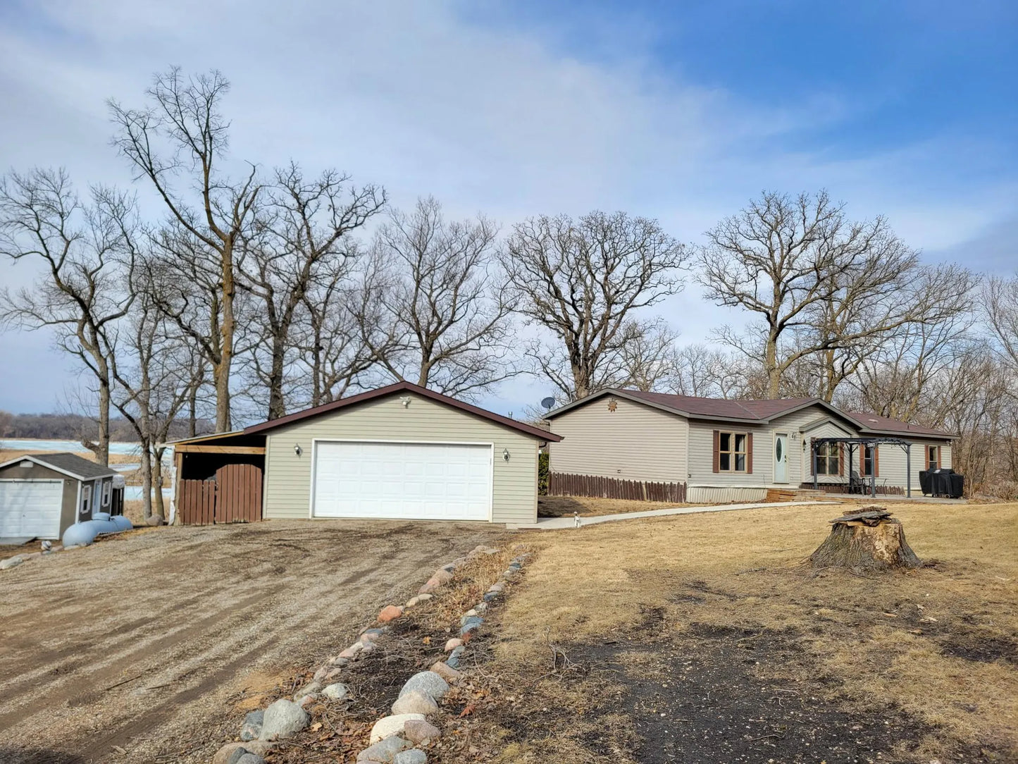 58710 215th Street, Litchfield, MN 55355