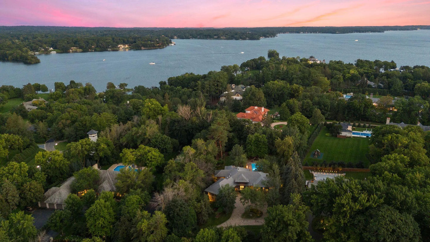 370 Ferndale Road, Wayzata, MN 55391