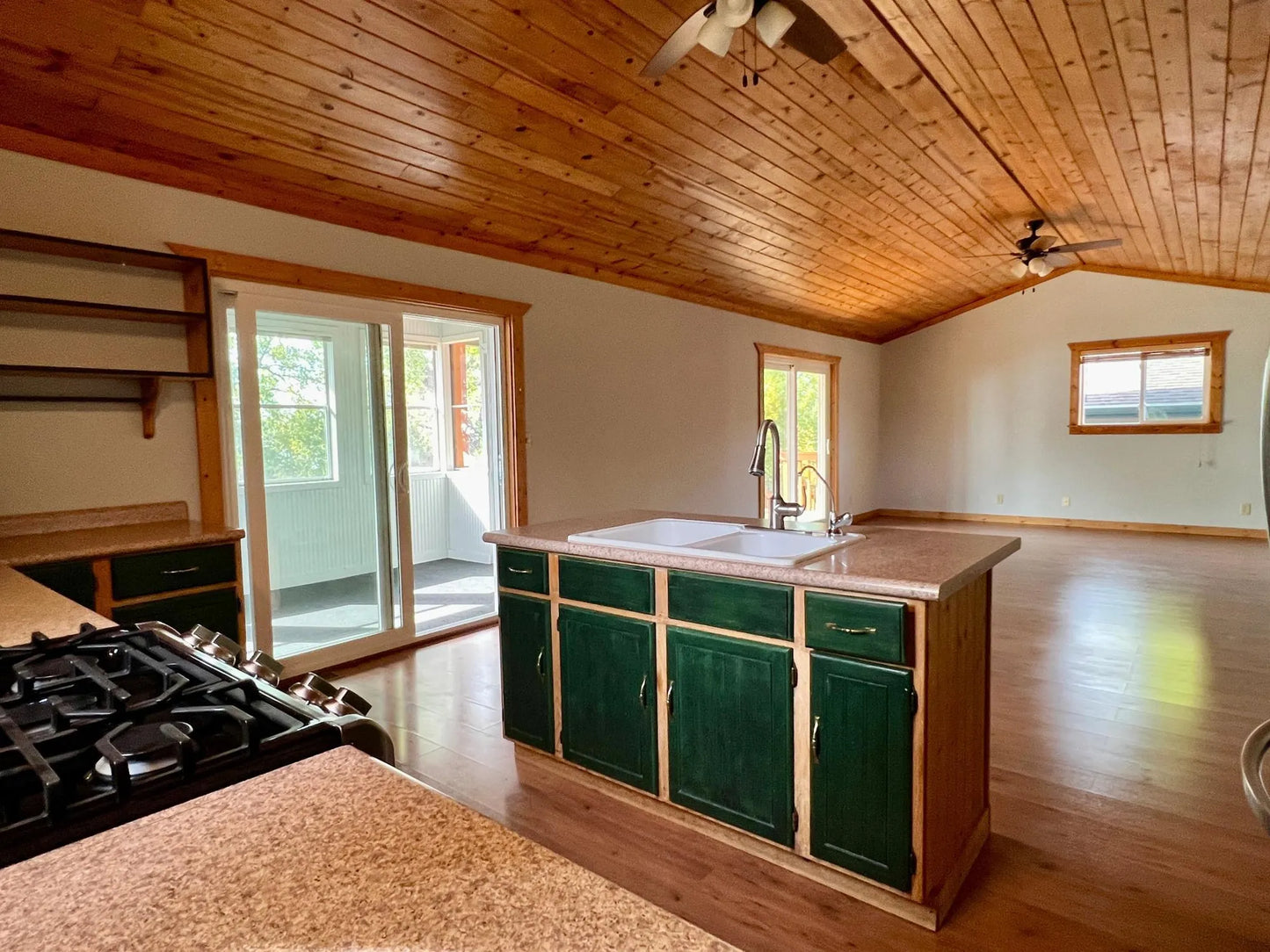 82799 Sidney Street, Clinton, MN 56225