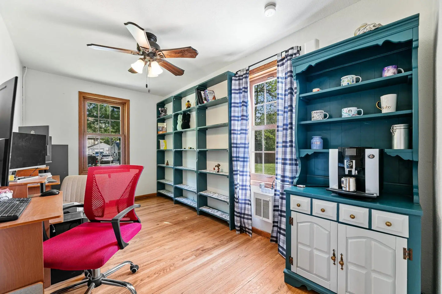 642 Goodwin Avenue, Oakdale, MN 55128