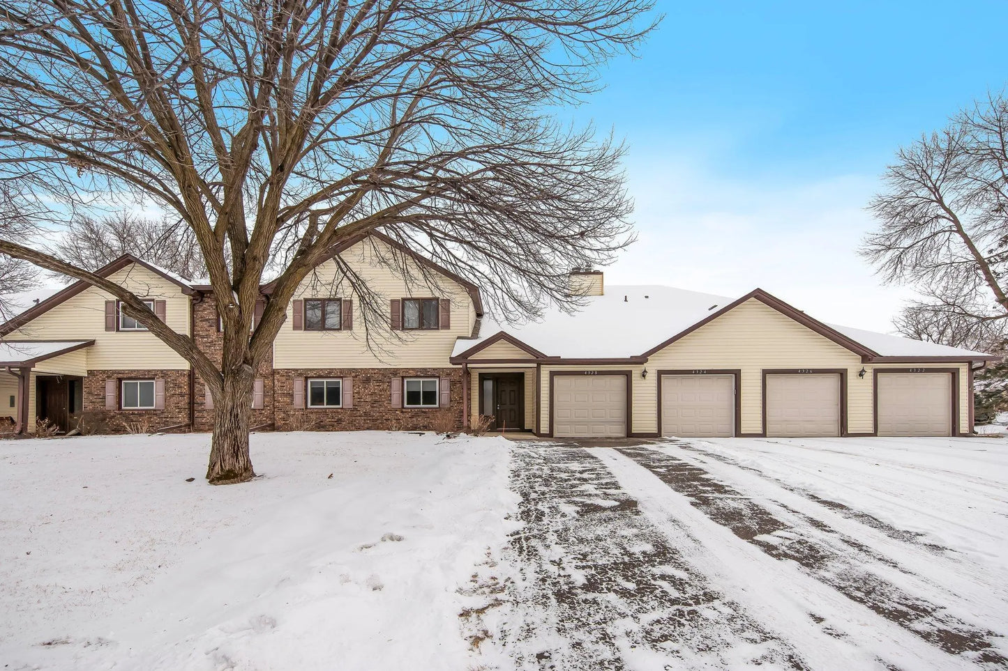 4326 Evergreen Drive, Vadnais Heights, MN 55127