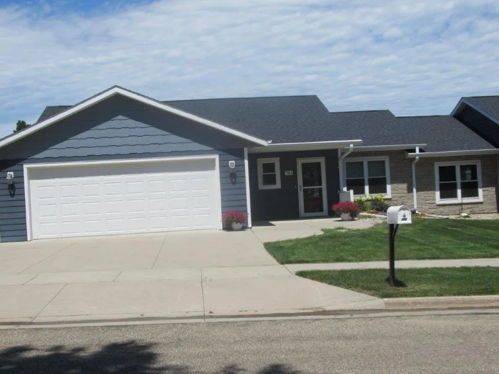 704 Britz Drive, Luverne, MN 56156