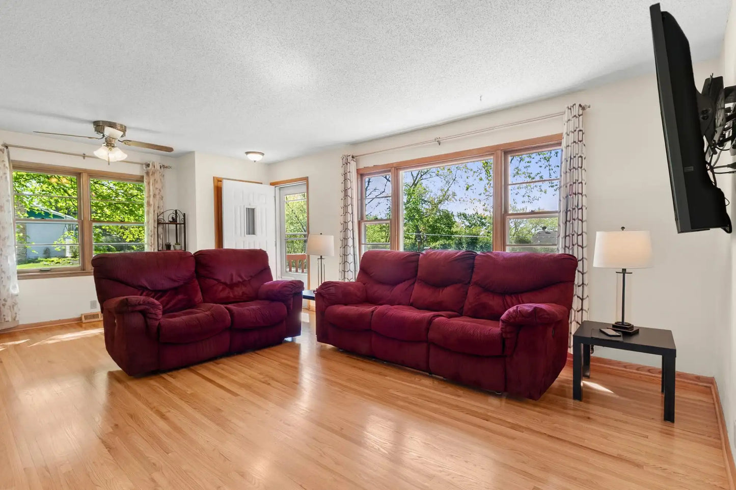 6300 Bayridge Road, Mound, MN 55364
