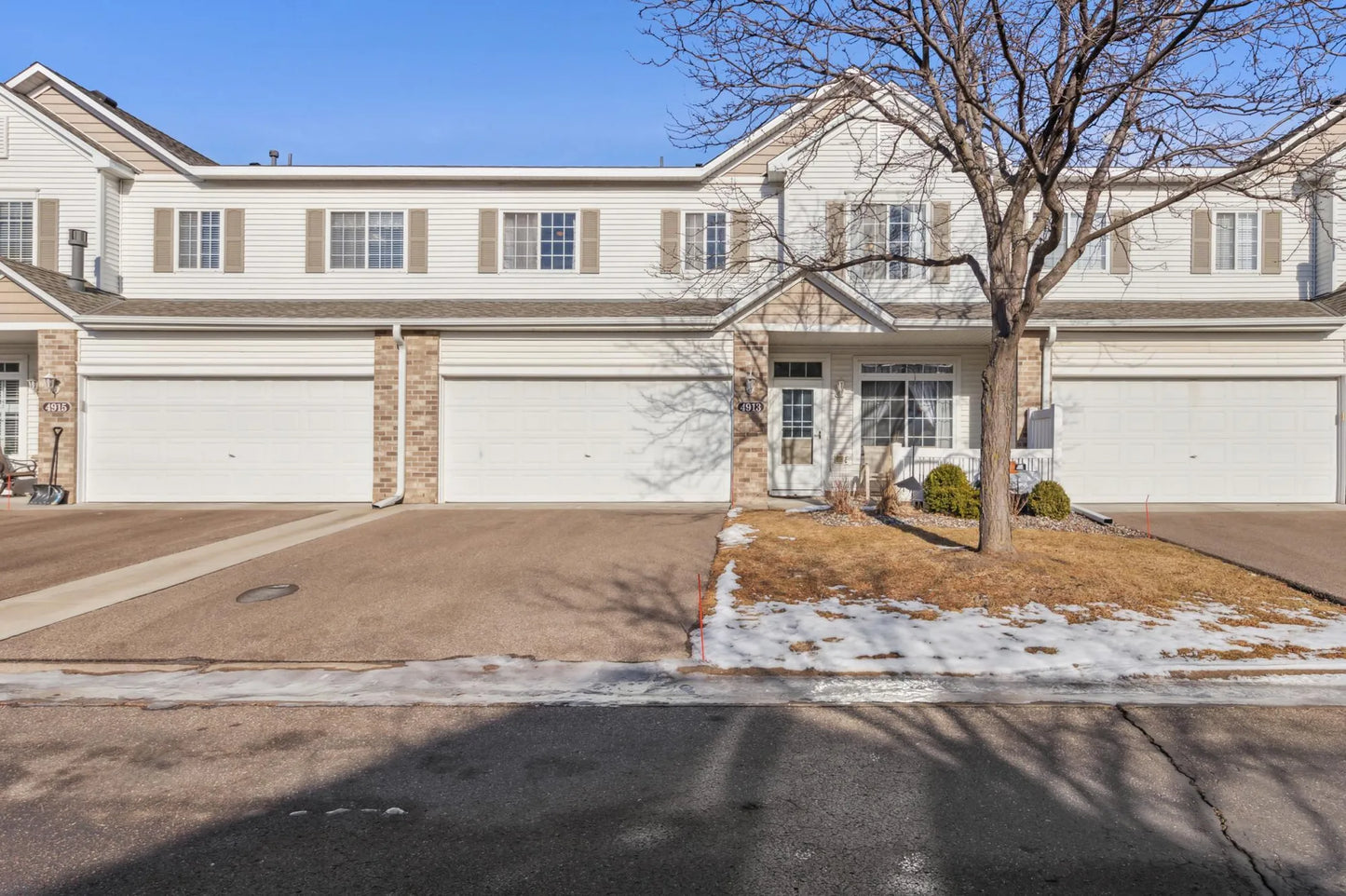 4913 Bisset Lane, Inver Grove Heights, MN 55076