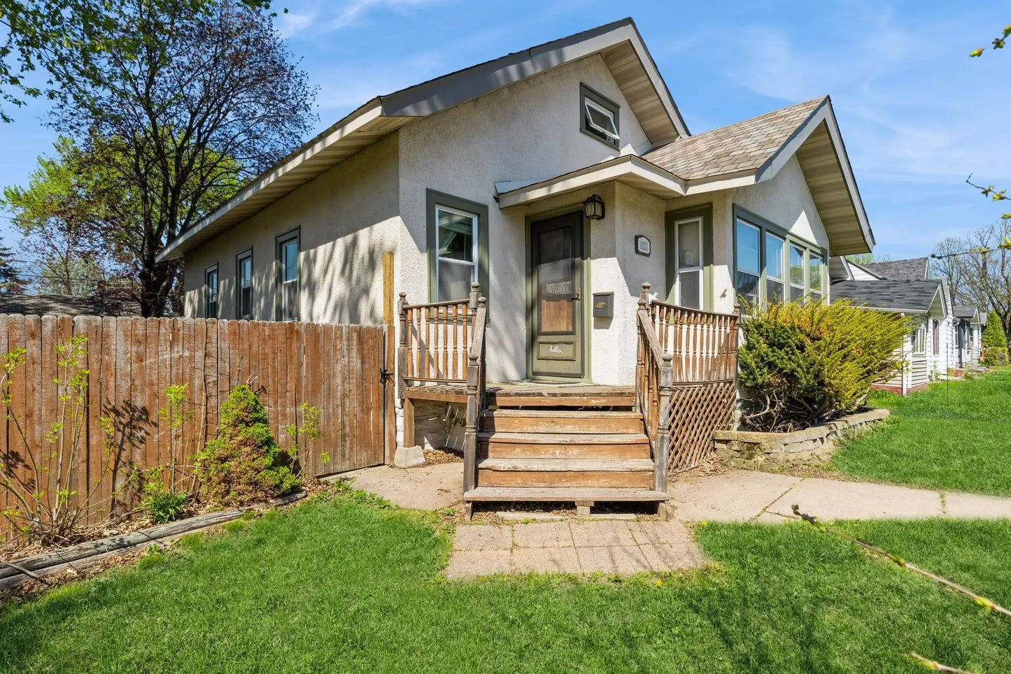 1821 Case Avenue, Saint Paul, MN 55119