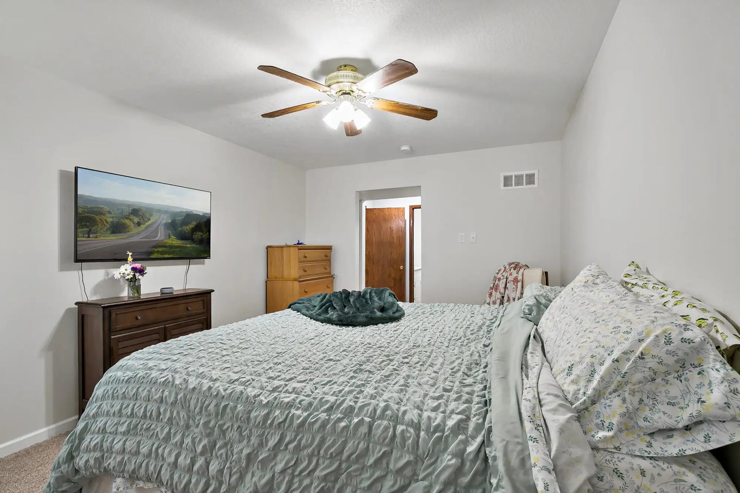 416 State Street, Belle Plaine, MN 56011